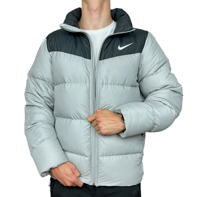 Nike Vintage Y2K Down Puffer Jacke