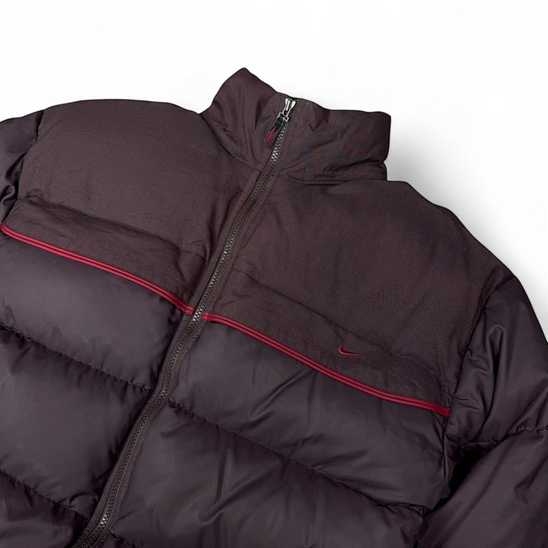 Nike Vintage Y2K Puffer Daunenjacke Rotwein