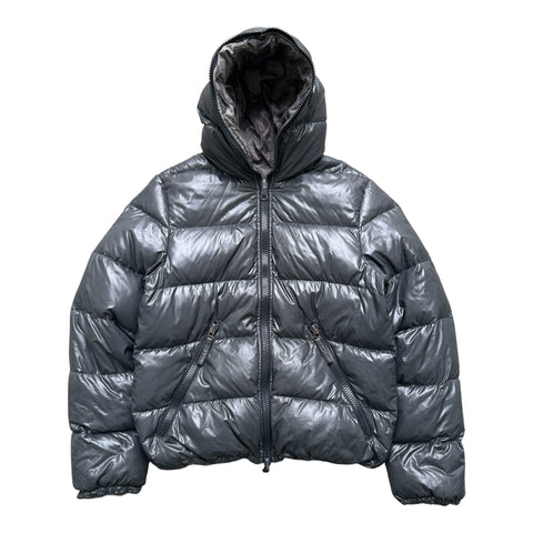 Reversible Daunenjacke von DUVETICA in Schwarz und Camouflage, für Damen, mit warm gefüttertem Puffer-Design.