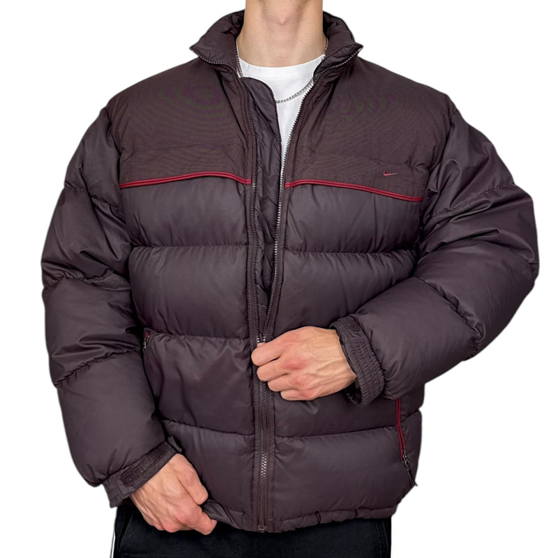 Nike Vintage Y2K Puffer Daunenjacke Rotwein