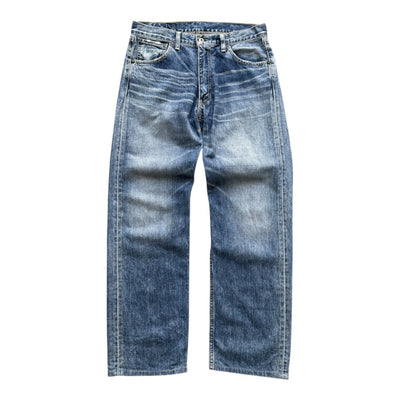 Vintage Levi's 503 Straight Jeans in washed blau, W31, mit klassischen Denim-Details und gerader Passform.