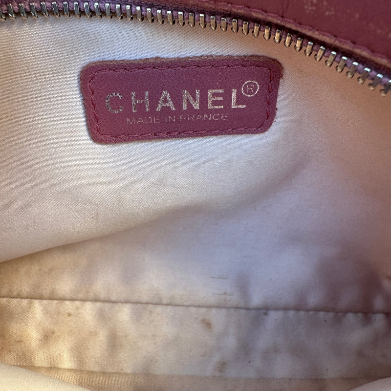 Chanel Kosmetiketui Pouch - vintageconcierge