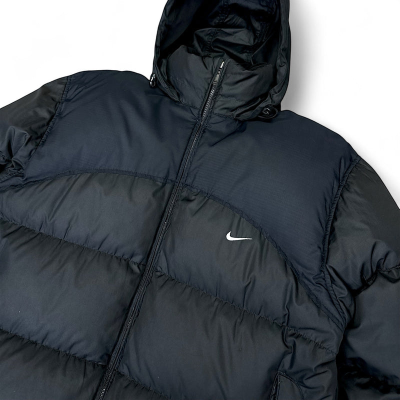 Nike Vintage Y2K Puffer Daunenjacke Schwarz – vintageconcierge