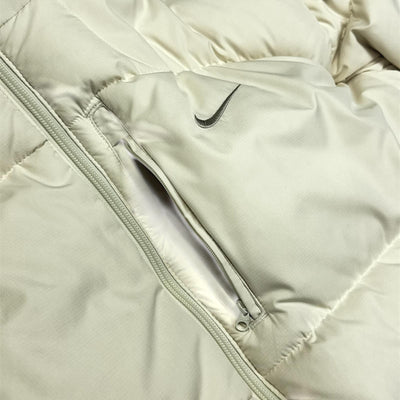 Nike Vintage Y2K Down Pufferjacke Beige – vintageconcierge