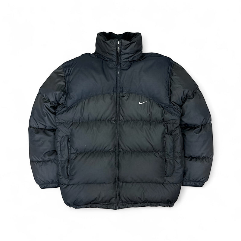 Nike Vintage Y2K Puffer Daunenjacke Schwarz – vintageconcierge