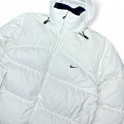 Nike Vintage Y2K Puffer Daunenjacke Weiß – vintageconcierge