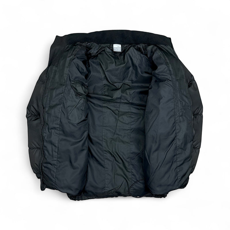 Nike Vintage Y2K Puffer Daunenjacke Schwarz – vintageconcierge