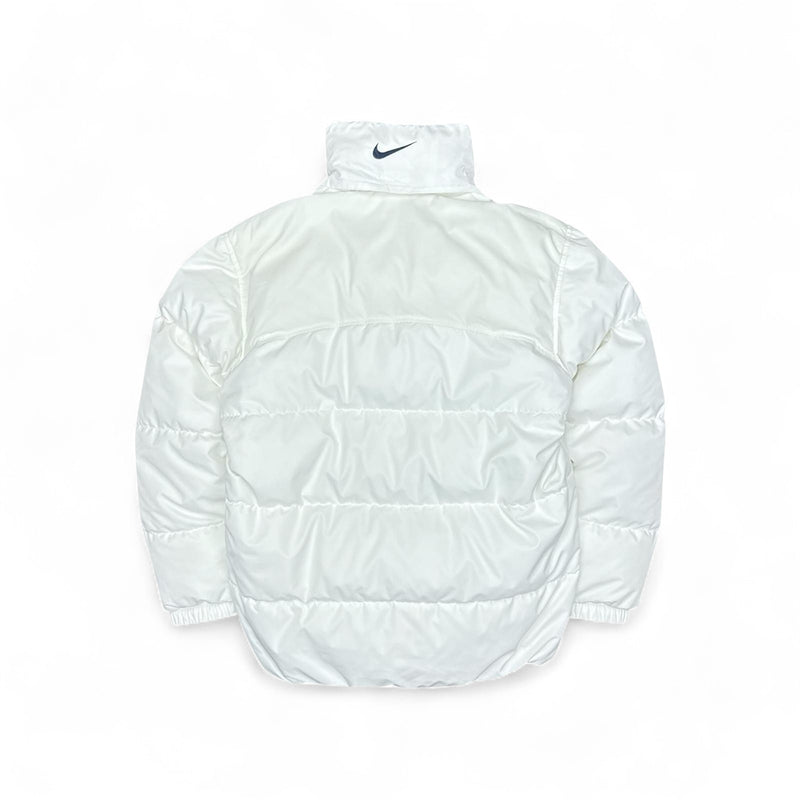 Nike Vintage Y2K Puffer Daunenjacke Weiß – vintageconcierge