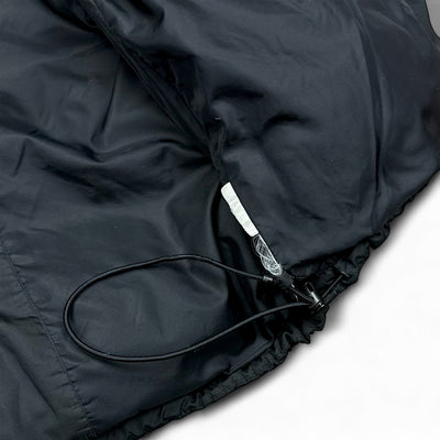 Nike Vintage Y2K Puffer Daunenjacke Schwarz – vintageconcierge