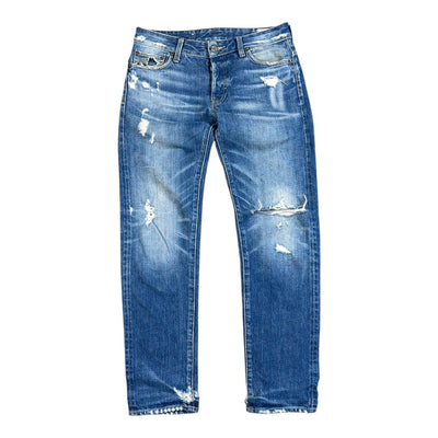 G-Star Raw Straight Cut Destroyed Jeans in Größe S, mit ausgefransten Kanten und klassischen Denim-Details.