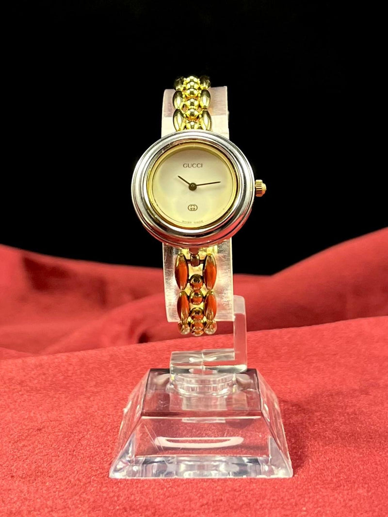Gucci Vintage Bezel Quartz Uhr - vintageconcierge