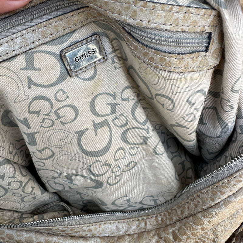 Guess Hobo Bag Handtasche - vintageconcierge