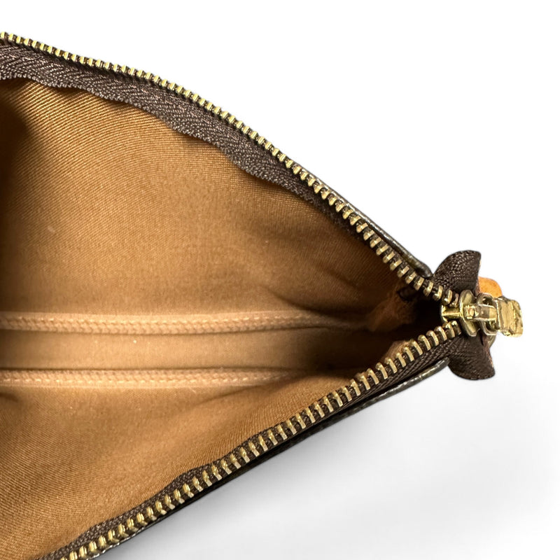 Louis Vuitton Pochette Accessoires - vintageconcierge