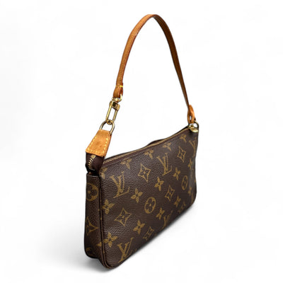 Louis Vuitton Pochette Accessoires - vintageconcierge