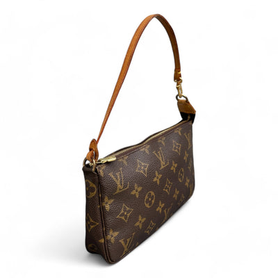 Louis Vuitton Pochette Accessoires - vintageconcierge