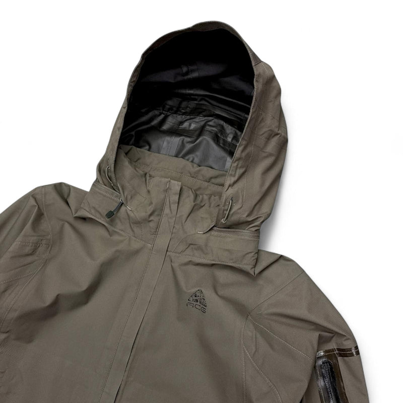 Nike ACG Rare Gore - Tex Outdoor Tactical Windbreaker - vintageconcierge