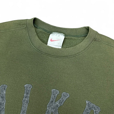 Nike Vintage 1998 Spellout Sweater Dunkelgrün - vintageconcierge