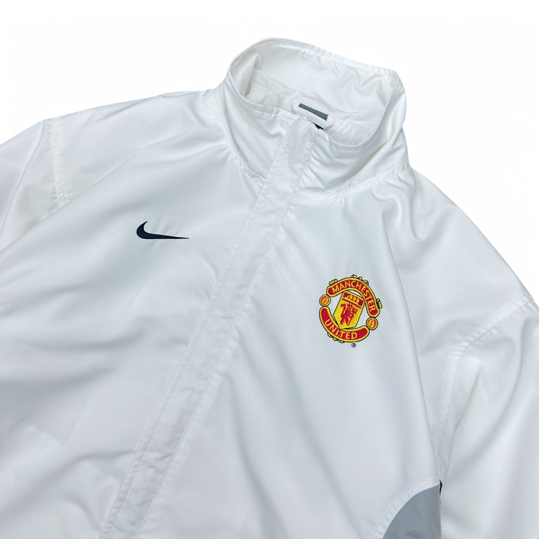 Nike Vintage 2003-04 Manchester United Trackjacke Weiß Grau