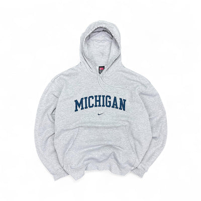 Nike Vintage 90s Boxy Michigan Spellout Hoodie - vintageconcierge