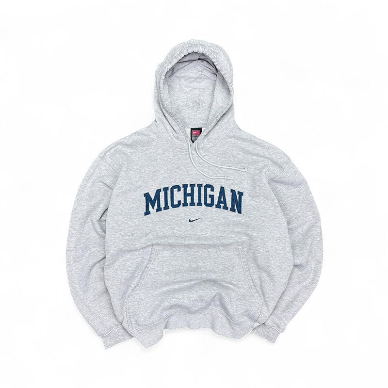 Nike Vintage 90s Boxy Michigan Spellout Hoodie - vintageconcierge