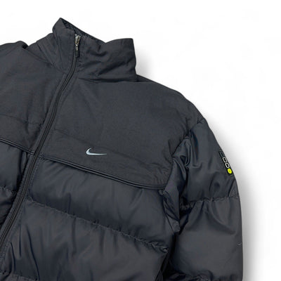 Nike Vintage 90s Puffer Daunenjacke - vintageconcierge