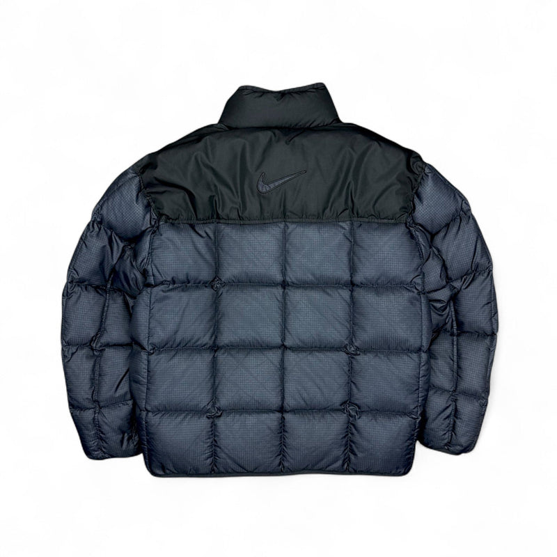 Nike Vintage 90s rare Center - Swoosh Down Pufferjacke Navy - vintageconcierge