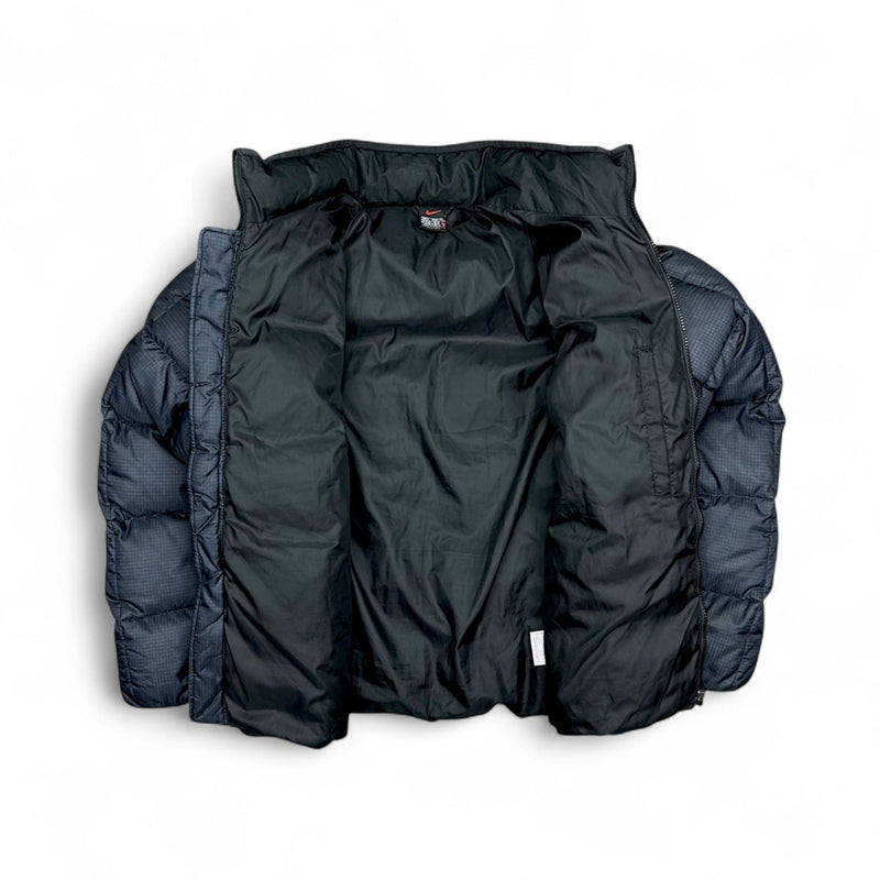 Nike Vintage 90s rare Center - Swoosh Down Pufferjacke Navy - vintageconcierge