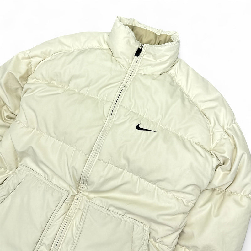 Nike Vintage 90s Rare Center - Swoosh Puffer Jacke Beige - vintageconcierge