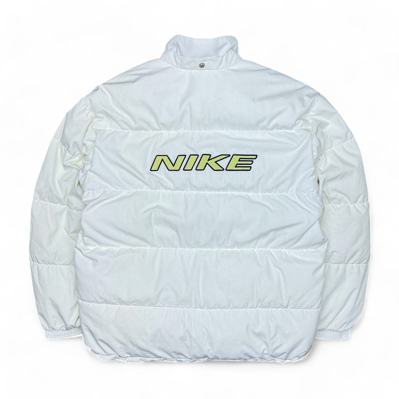 Nike Vintage 90s Rare Down Spellout Pufferjacke Weiß - vintageconcierge