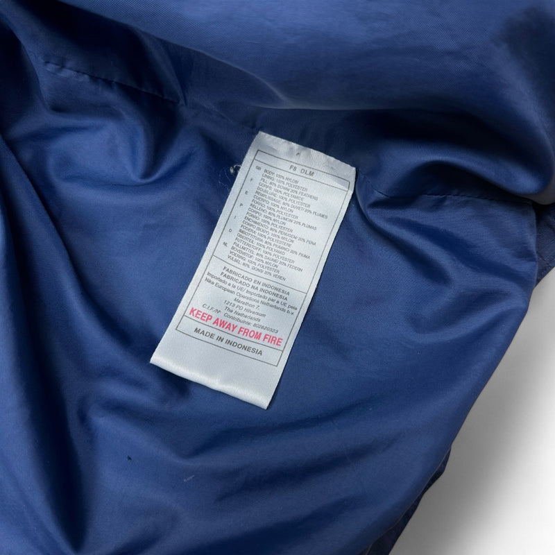 Nike Vintage 90s Spellout Down Pufferjacke - vintageconcierge