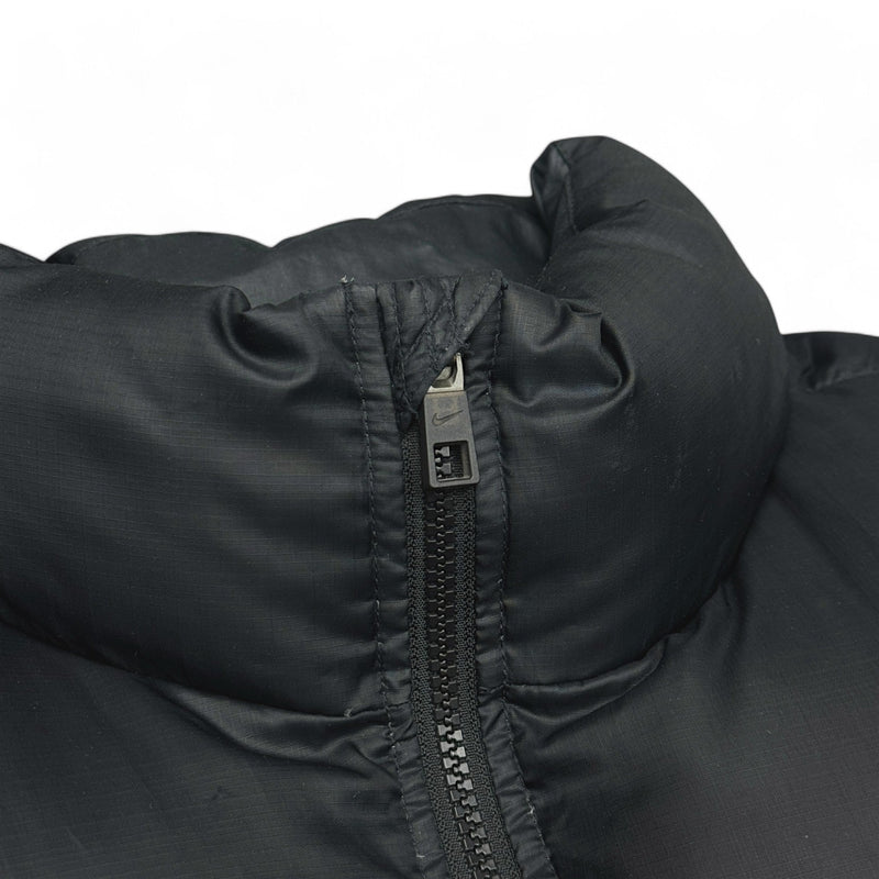 Nike Vintage Down Pufferjacke Schwarz - vintageconcierge