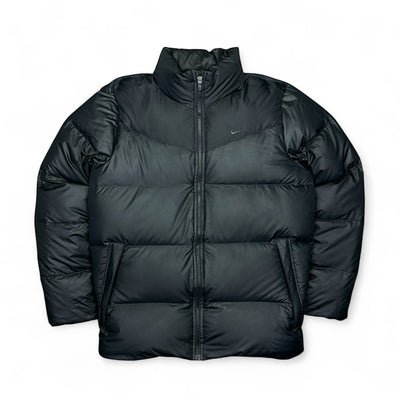 Nike Vintage Puffer Daunenjacke Schwarz - vintageconcierge