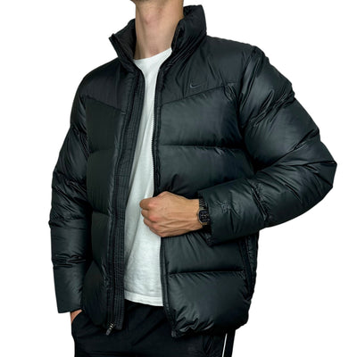 Nike Vintage Puffer Daunenjacke Schwarz - vintageconcierge