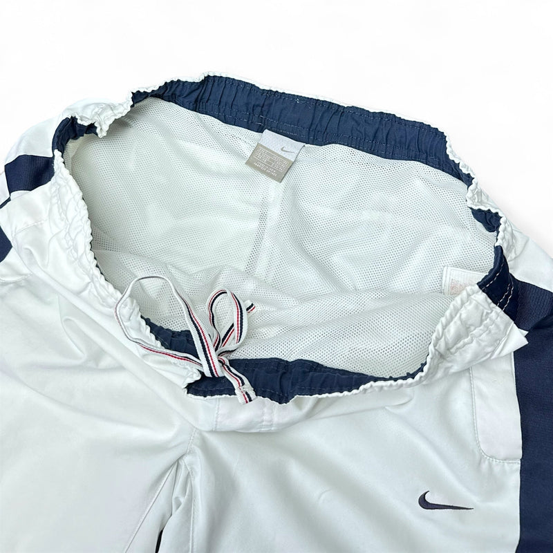 Nike Vintage Y2K Baggy Trackpants - vintageconcierge