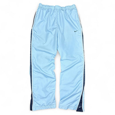 Nike Vintage Y2K Baggy Trackpants BabyBlau - vintageconcierge