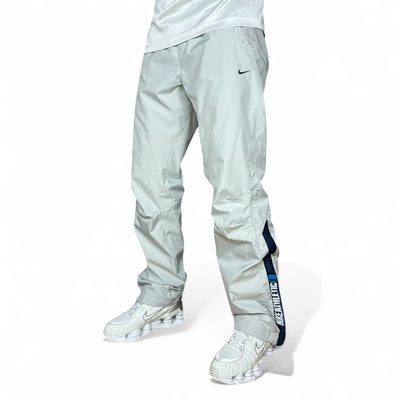Nike Vintage Y2K Baggy Trackpants Grau - vintageconcierge