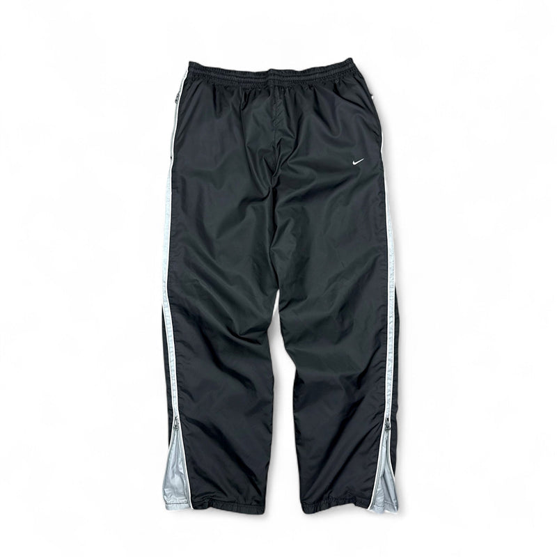 Nike Vintage Y2K Baggy Trackpants Schwarz - vintageconcierge