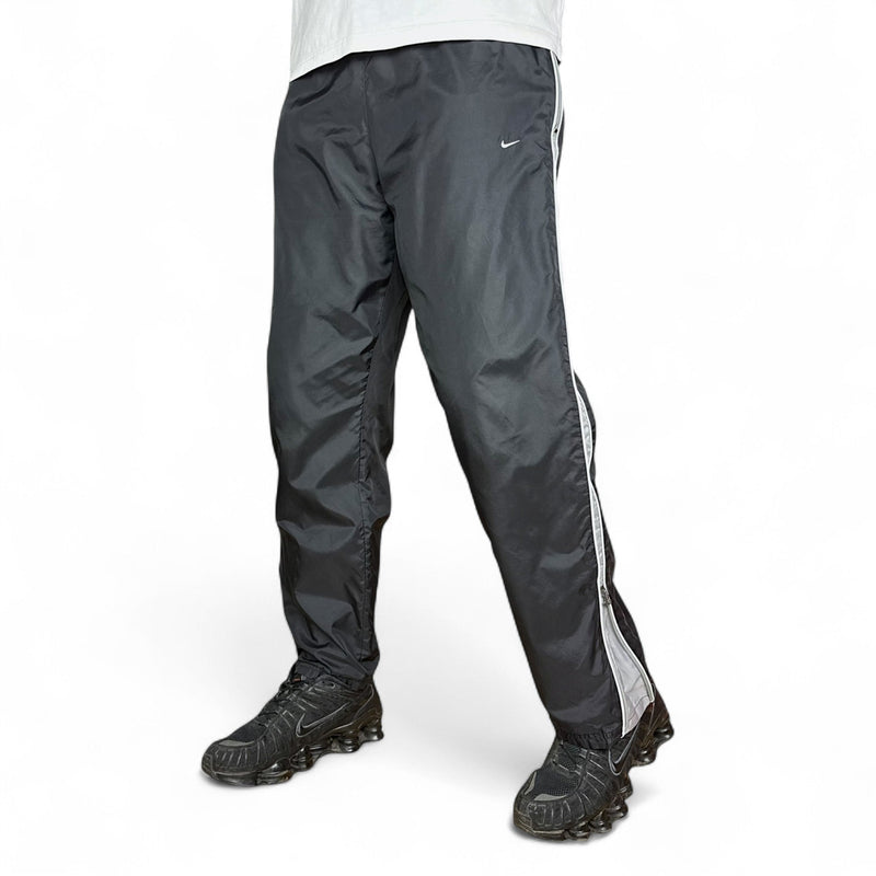 Nike Vintage Y2K Baggy Trackpants Schwarz - vintageconcierge