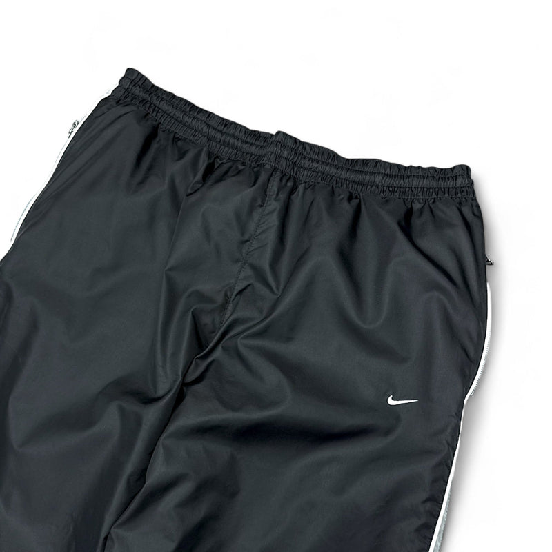 Nike Vintage Y2K Baggy Trackpants Schwarz - vintageconcierge