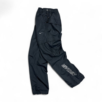 Nike Vintage Y2K Cargo Trackpants - vintageconcierge