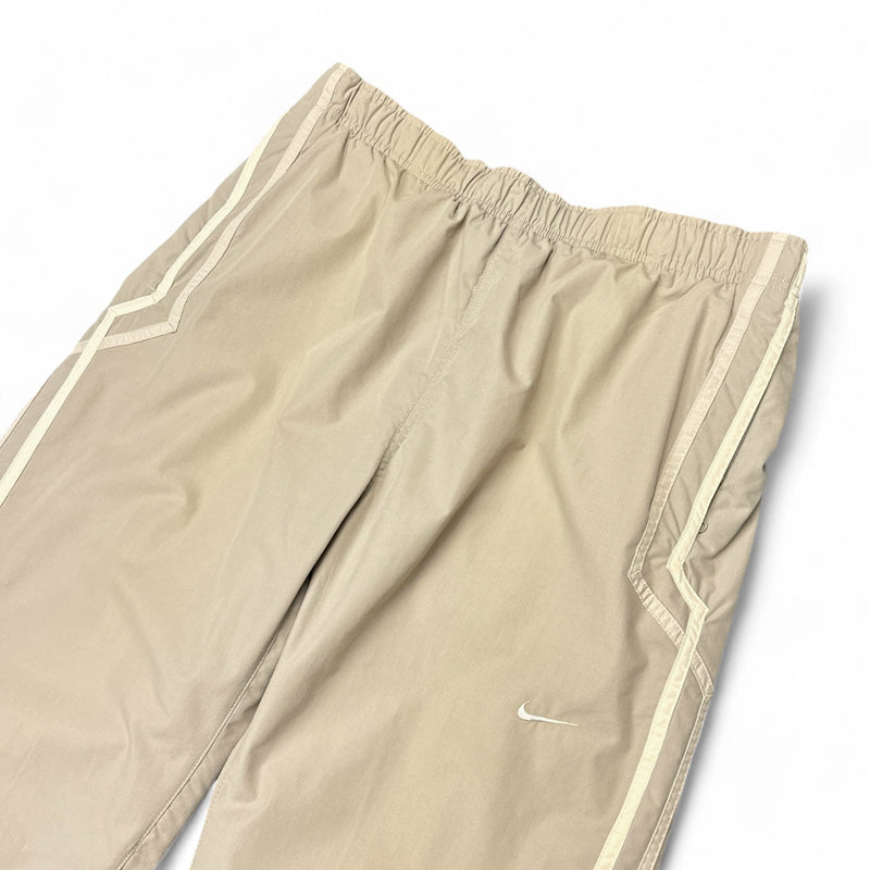 Nike Vintage Y2K Deadstock Trackpants Beige - vintageconcierge