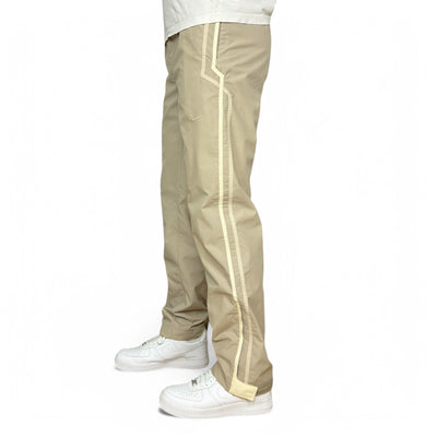 Nike Vintage Y2K Deadstock Trackpants Beige - vintageconcierge