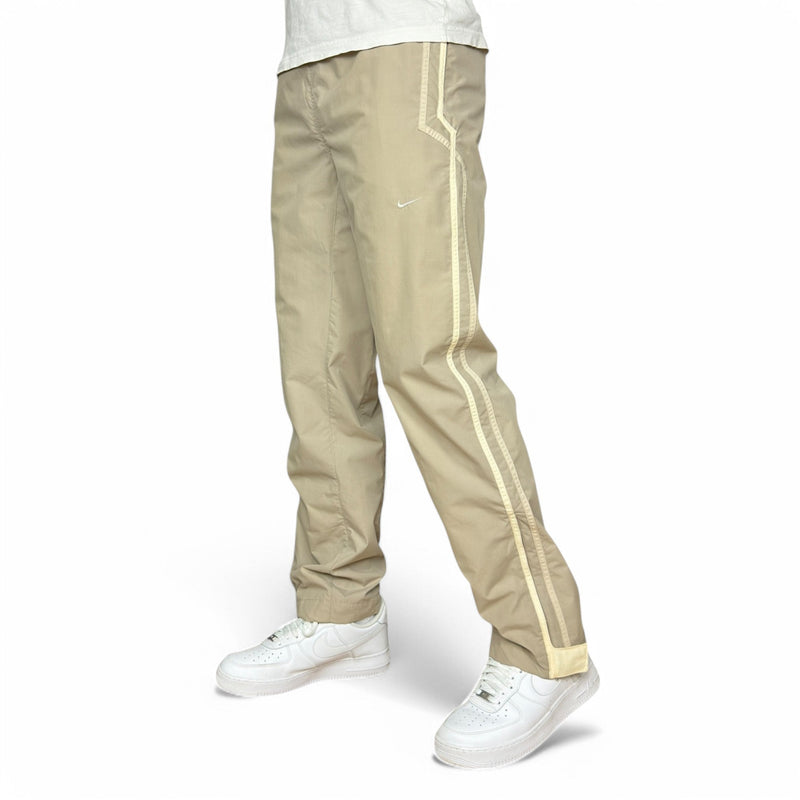 Nike Vintage Y2K Deadstock Trackpants Beige - vintageconcierge