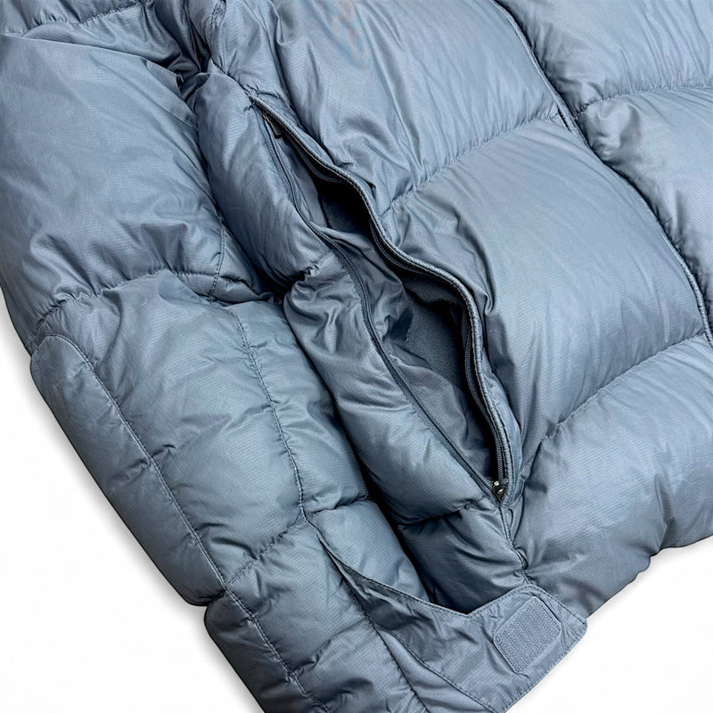 Nike Vintage Y2K Down Puffer Jacke - vintageconcierge