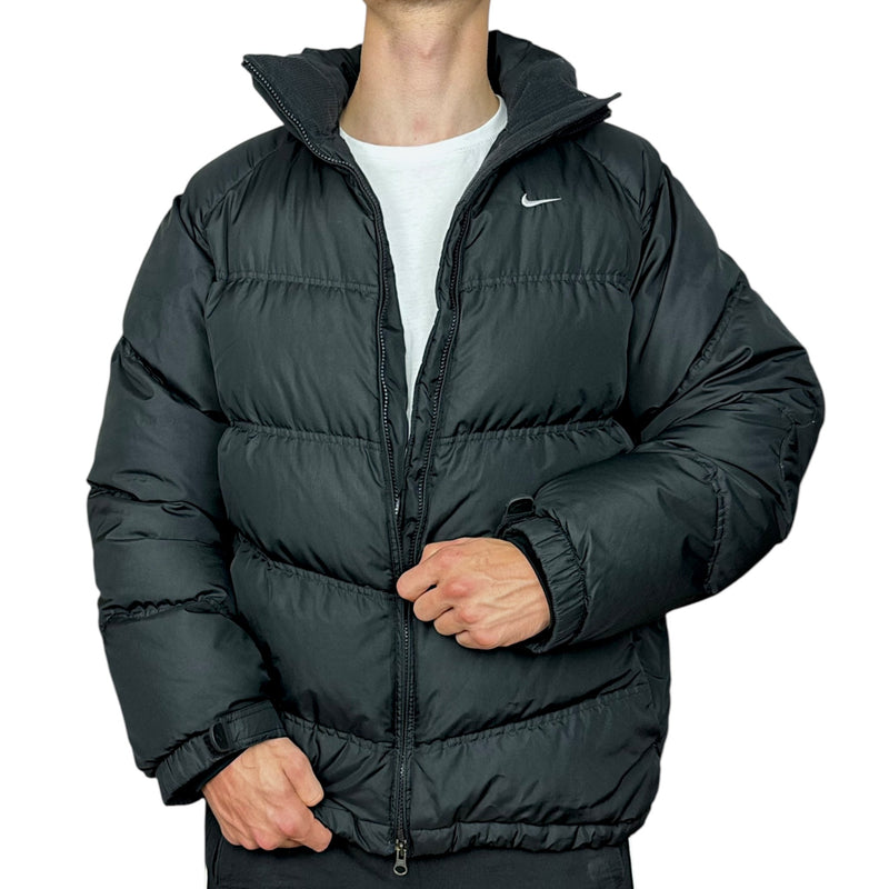 Nike Vintage Y2K Down Puffer Jacke - vintageconcierge