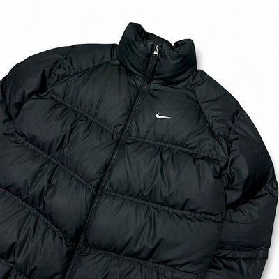 Nike Vintage Y2K Down Puffer Jacke - vintageconcierge