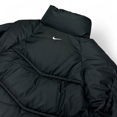 Nike Vintage Y2K Down Puffer Jacke - vintageconcierge