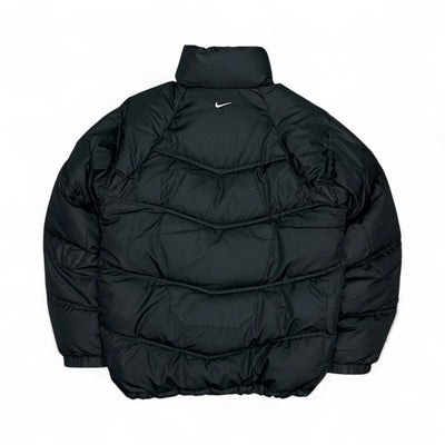 Nike Vintage Y2K Down Puffer Jacke - vintageconcierge