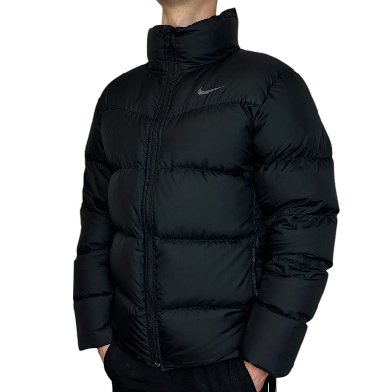 Nike Vintage Y2K Down Pufferjacke Schwarz - vintageconcierge