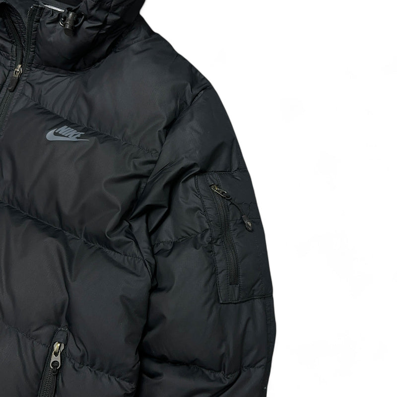 Nike Vintage Y2K Down Pufferjacke Schwarz - vintageconcierge